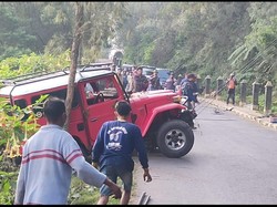Wanti-wanti Polisi ke Pemilik Jip Bromo Buntut Insiden Mobil Masuk Jurang