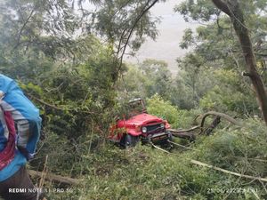 5 Fakta Jip Wisatawan Bromo Masuk Jurang hingga Terdengar Teriakan Histeris 5 Fakta Jip Wisatawan Bromo Masuk Jurang hingga Terdengar Teriakan Histeris