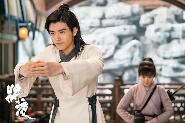 Ever Night (2018)/Dok.Tencent Video
