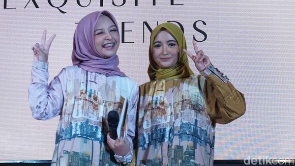 7 Gaya Kakak Beradik Kocak Arafah dan Halda, Bikin Pangling Tampil Anggun