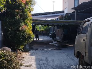 Guncangan Gempa Malang Terasa Keras di Blitar, Warga Urung Pasang Terop Guncangan Gempa Malang Terasa Keras di Blitar, Warga Urung Pasang Terop