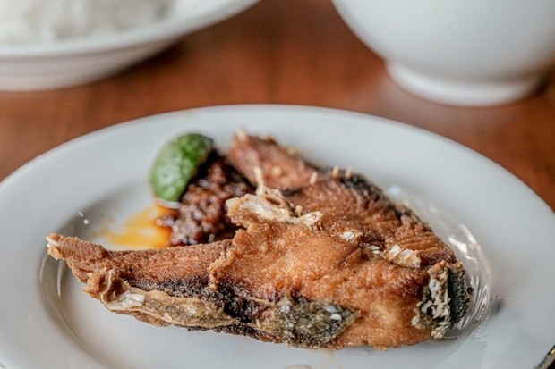 ikan goreng warung mak beng