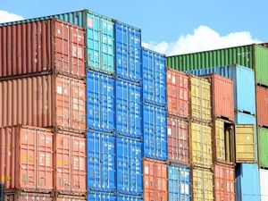 Modus Baru Penyelundupan: Barang Antarpulau Justru Dikirim ke Luar Negeri Modus Baru Penyelundupan: Barang Antarpulau Justru Dikirim ke Luar Negeri