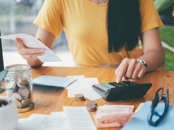 4 Tips Mengatur Gaji agar Bisa Punya Dana Investasi