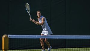 Foto: Kate Middleton Stylish Main Tenis di Wimbledon, Roger Federer Terpukau