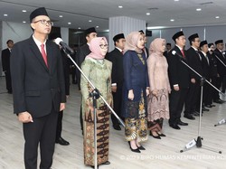 Plt Menkominfo Mahfud Md Lantik Komisoner KPI dan Dewas TVRI, Ini Daftarnya