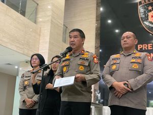 Polisi Tangkap 8 Warga Pulau Rempang: Mereka Bawa Sajam, Katapel, Batu Polisi Tangkap 8 Warga Pulau Rempang: Mereka Bawa Sajam, Katapel, Batu