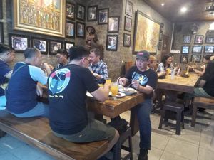 Warung Mak Beng Tempat Makan Legendaris di Denpasar, Sudah Mampir? Warung Mak Beng Tempat Makan Legendaris di Denpasar, Sudah Mampir?