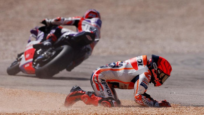 Marc Marquez dipersilakan angkat kaki dari Repsol Honda (REUTERS/MARCELO DEL POZO) Marc Marquez dipersilakan angkat kaki dari Repsol Honda (REUTERS/MARCELO DEL POZO)