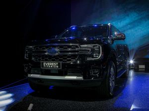Cara Ford Goda Pecinta Mobil Amerika di Indonesia Cara Ford Goda Pecinta Mobil Amerika di Indonesia