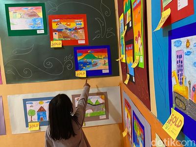 Melihat Gambar Mahakarya Bocah Bandung di Rumah Sabilulungan