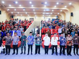 Khofifah Ajak Mahasiswa Manfaatkan Bonus Demografi