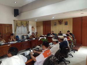 Sempat Menolak, Pedagang Sepakati Revitalisasi Pasar Umum Negara Sempat Menolak, Pedagang Sepakati Revitalisasi Pasar Umum Negara