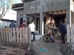 Viral, Keluarga Perempuan Rusak Rumah-Motor Calon Besan gegara Batal Nikah