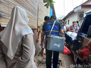 Paljaya Ambil Sampel Kotoran Sapi Pancoran yang Diprotes, Ini Tujuannya