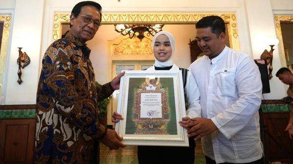 Bangga! Putri Ariani Dapat Penghargaan dari Sri Sultan HB X