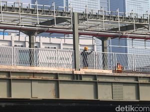 Siap-siap, Jembatan Megah di Dukuh Atas Bakal Rampung 31 Juli 2023 Siap-siap, Jembatan Megah di Dukuh Atas Bakal Rampung 31 Juli 2023