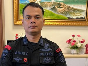 Menyerahkan Diri, Bripka Andry Langsung Dipatsus Menyerahkan Diri, Bripka Andry Langsung Dipatsus