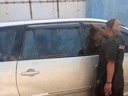 Heboh Video Warga Sidoarjo Gerebek Sejoli Diduga Bersetubuh di Dalam Mobil