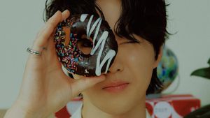 Brand Mewah hingga Gorengan Arab di Teaser EXIST Suho, D.O, dan Sehun EXO