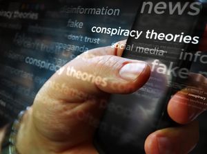 Sinopsis Film Conspiracy Theory, Sopir Taksi Hadapi Konspirasi Tak Terduga Sinopsis Film Conspiracy Theory, Sopir Taksi Hadapi Konspirasi Tak Terduga