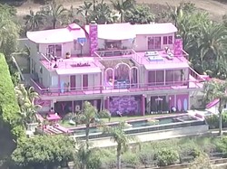 Serba Pink! Rumah Impian ala Barbie di Malibu
