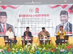 Sosialisasi 4 Pilar di Riau, HNW Ingatkan Pentingnya Pahami Konstitusi