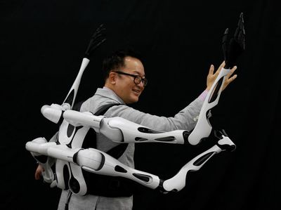 Lengan Robot Mirip Doc Oc Spider-Man dari Jepang