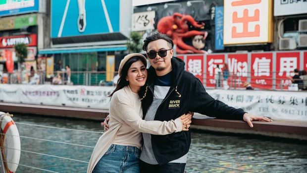 Inilah Sosok Kakak Ipar Syahnaz yang Dikritik Usai Tertawakan Berita Lady Nayoan