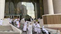 Potret Suasana Keberangkatan Jemaah Haji Maktour ke Padang Arafah