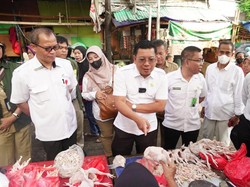 Bos Badan Pangan Cek Ayam di Palmerah: Harga Rp 50.000/Kg Itu Fillet