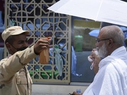 Cuaca Panas Ekstrem, Arab Saudi Ingatkan Jemaah Haji Lakukan Hal Ini!