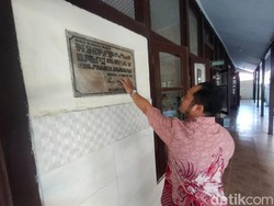 Bukan Alun-alun Contong, Nama SDN Sulung Lebih Melekat ke Bung Karno