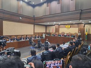 Sidang Dakwaan Johnny G Plate Cs dalam Kasus Korupsi BTS Dimulai Sidang Dakwaan Johnny G Plate Cs dalam Kasus Korupsi BTS Dimulai
