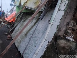 Talut di Wonodri Semarang Longsor, Akses Sejumlah Warga Tertutup