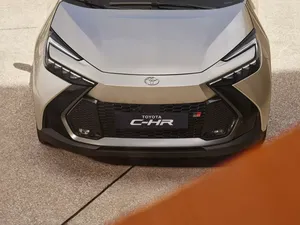 Tampang Toyota C-HR Terbaru, Mirip bZ4x sampai Prius