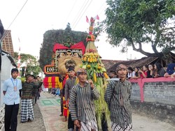Meriahnya Tradisi Rasulan di Pracimantoro Wonogiri, Ada Encekan-Wayang