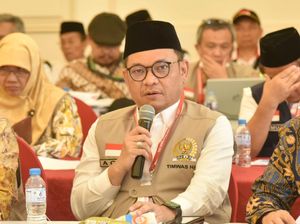 PKB Janji BBM Gratis Jika Cak Imin Menang, Golkar Jabar: Palsu! PKB Janji BBM Gratis Jika Cak Imin Menang, Golkar Jabar: Palsu!