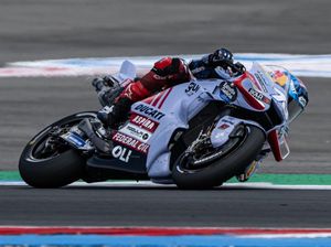 Momen Alex Marquez Libas Martin-Bagnaia di Sprint Race MotoGP Malaysia Momen Alex Marquez Libas Martin-Bagnaia di Sprint Race MotoGP Malaysia