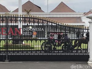 Gemas! Sedah Mirah dan Adiknya Dada-dada saat Naik Andong di Gedung Agung Gemas! Sedah Mirah dan Adiknya Dada-dada saat Naik Andong di Gedung Agung