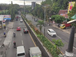 Ruas Jalan Kota Malang Masih Lengang saat Long Weekend Idul Adha
