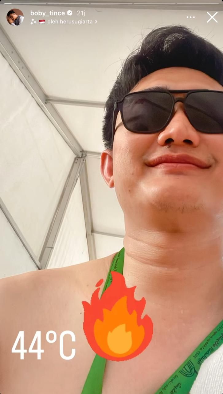 Deretan Artis yang Berangkat Haji