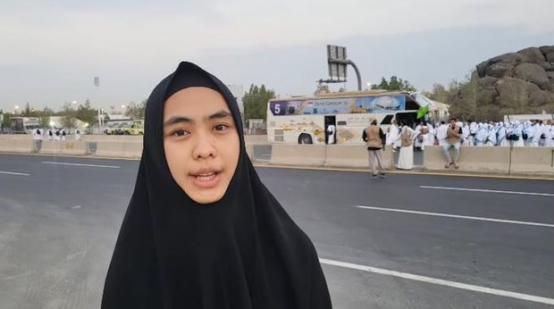 Deretan Artis yang Berangkat Haji
