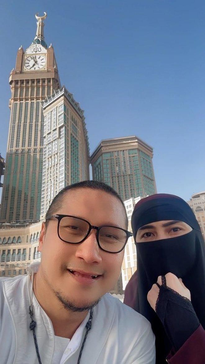 Deretan Artis yang Berangkat Haji