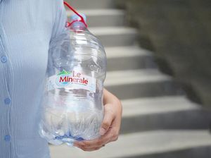 Alasan Le Minerale Gunakan Galon Selalu Baru: Terjamin Higienitasnya Alasan Le Minerale Gunakan Galon Selalu Baru: Terjamin Higienitasnya