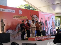 Hasto Lempar Pantun Ridwan Kamil Bakal Cawapres Ganjar Pranowo