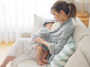 ASI Susah Keluar usai Melahirkan? Tak Perlu Panik, Ini yang Harus Dilakukan ASI Susah Keluar usai Melahirkan? Tak Perlu Panik, Ini yang Harus Dilakukan