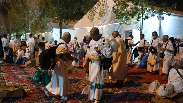 Jemaah Haji Mulai Bergerak ke Muzdalifah