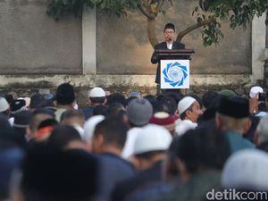 Khusyuknya Salat Idul Adha 2023 Warga Muhammadiyah di Bandung Khusyuknya Salat Idul Adha 2023 Warga Muhammadiyah di Bandung