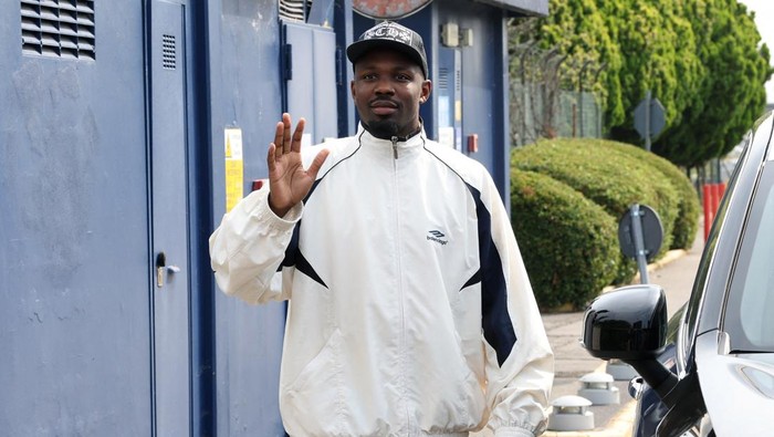Soccer Football - Marcus Thuram arrives in Milan ahead of joining Inter Milan - SEA Prime Milan Linate Airport, Milan, Italy - June 27, 2023 Marcus Thuram arrives at the airport ahead of joining Inter Milan REUTERS/Claudia Greco